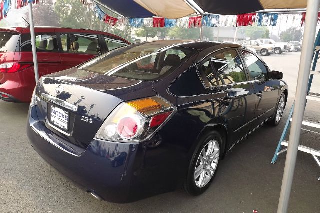 Nissan Altima 2008 photo 1