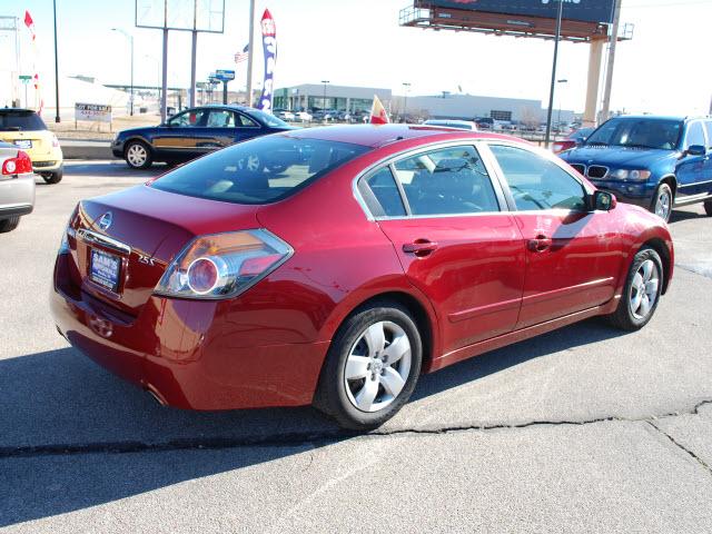 Nissan Altima 2008 photo 4