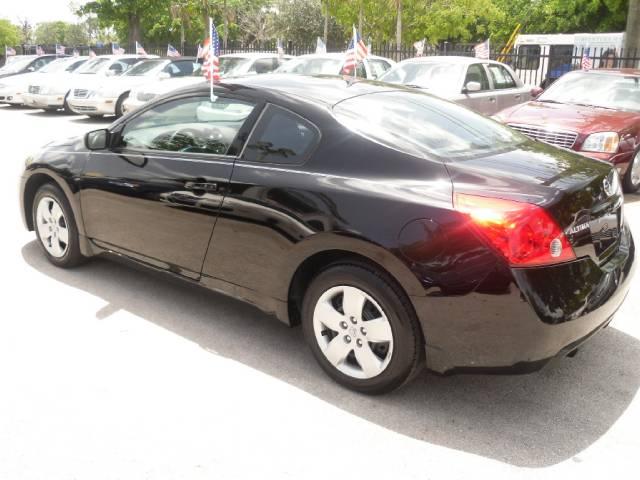 Nissan Altima 2008 photo 2