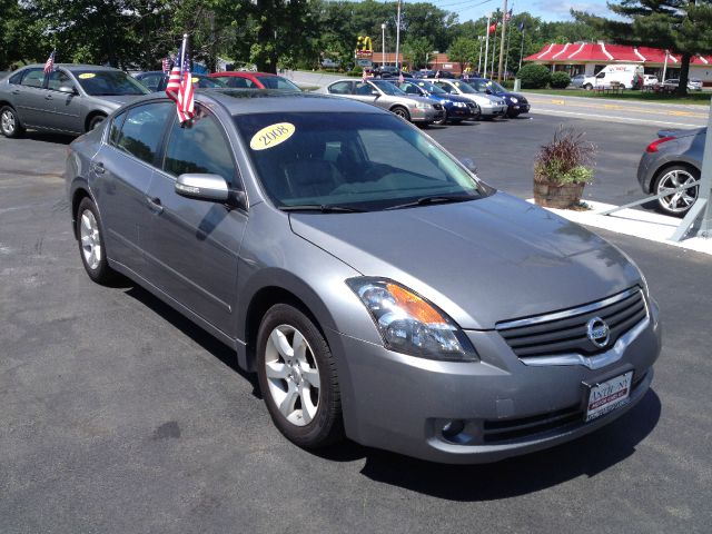 Nissan Altima ST Pickup 4D 5 1/2 Ft Sedan