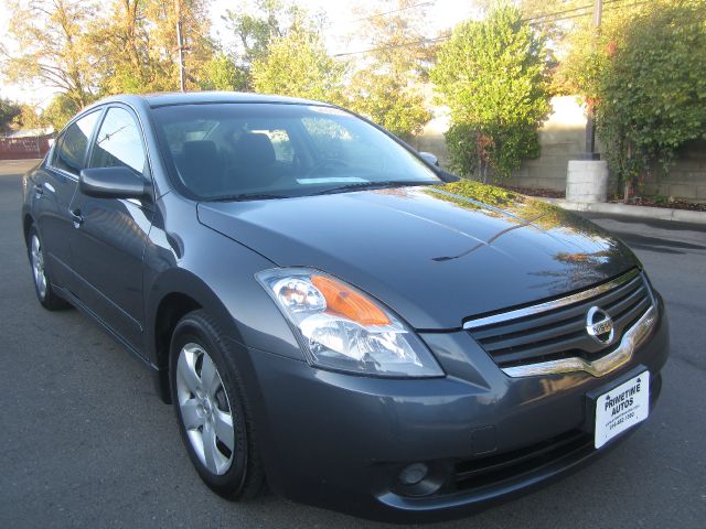 Nissan Altima 2008 photo 1