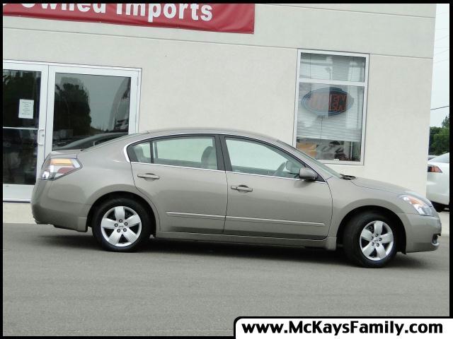 Nissan Altima 2008 photo 1