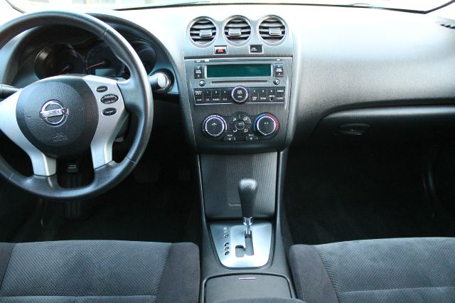 Nissan Altima 2008 photo 23