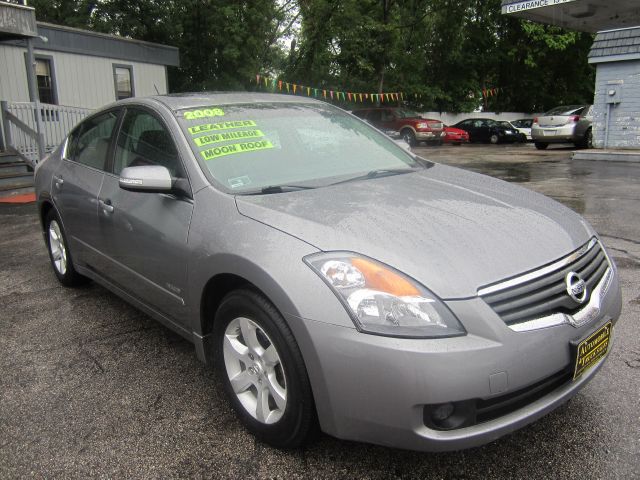 Nissan Altima ESi Sedan