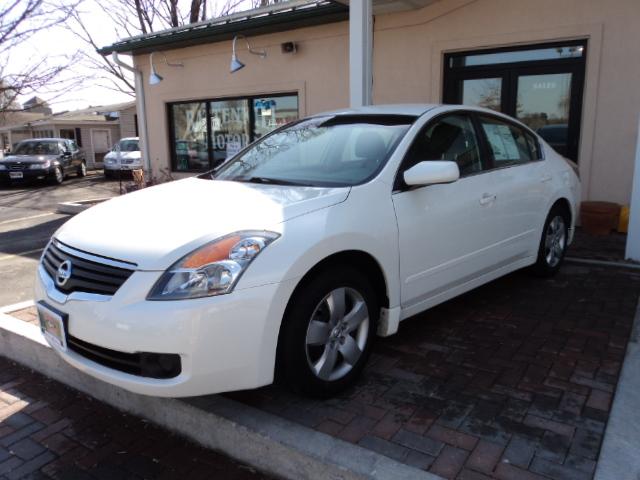 Nissan Altima XR Sedan