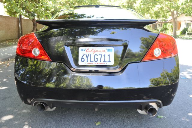 Nissan Altima Eddie Bauer NICE Coupe