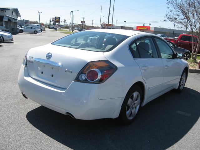 Nissan Altima 2008 photo 3