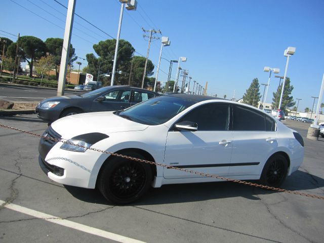 Nissan Altima 328ci Sedan