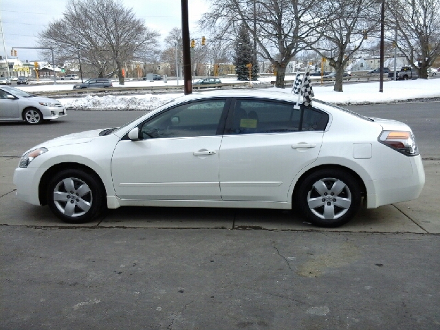 Nissan Altima 2008 photo 2