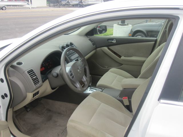 Nissan Altima 2008 photo 2