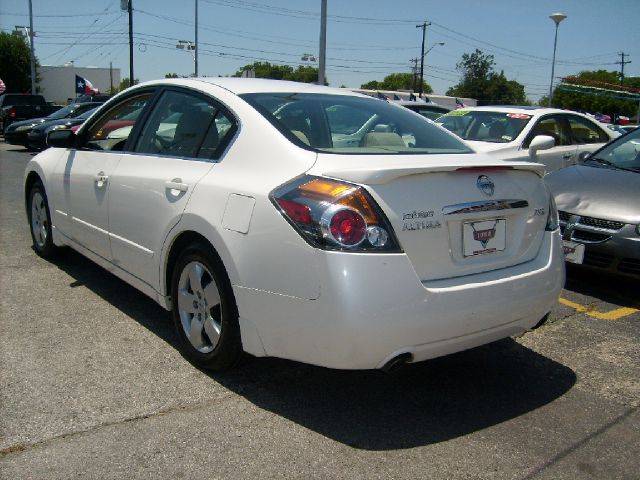 Nissan Altima 2008 photo 1