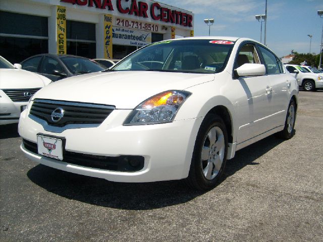 Nissan Altima 2008 photo 2