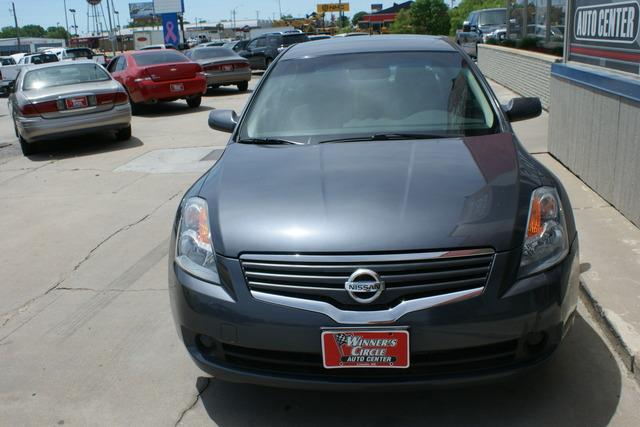 Nissan Altima 2008 photo 4