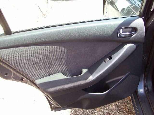 Nissan Altima 2008 photo 2