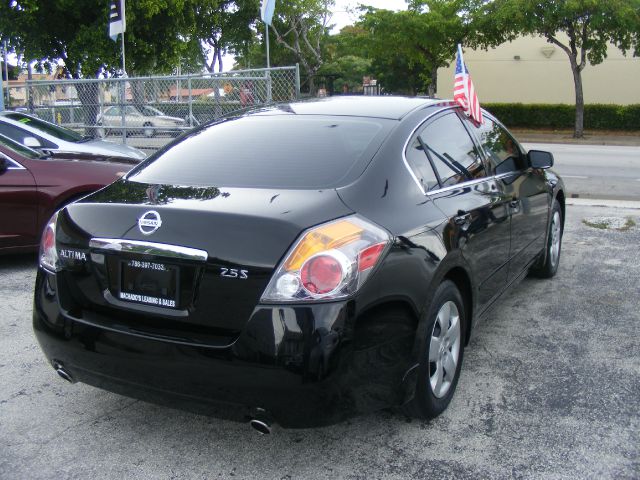 Nissan Altima 2008 photo 2