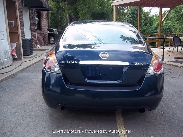 Nissan Altima 2008 photo 4