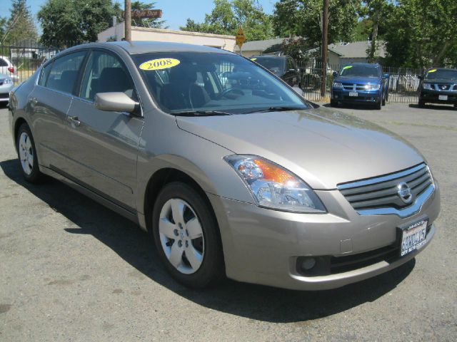 Nissan Altima 2008 photo 1