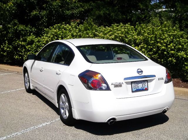 Nissan Altima GS-R Sedan