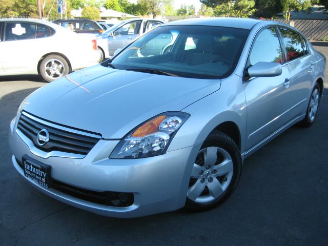 Nissan Altima 2008 photo 1