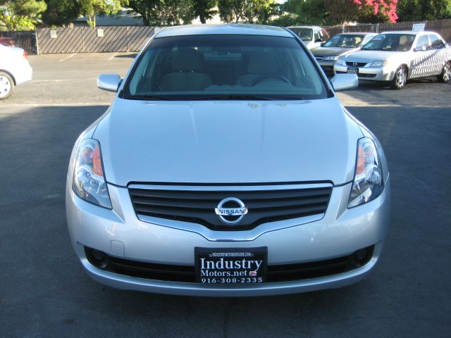 Nissan Altima 2008 photo 2