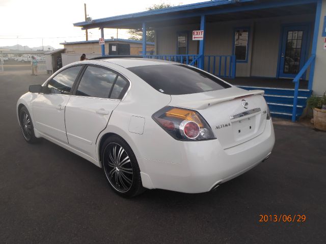 Nissan Altima 2008 photo 1