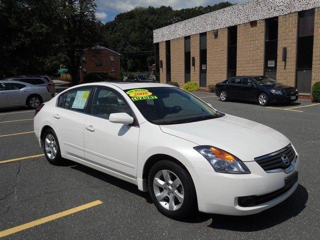 Nissan Altima LS S Sedan