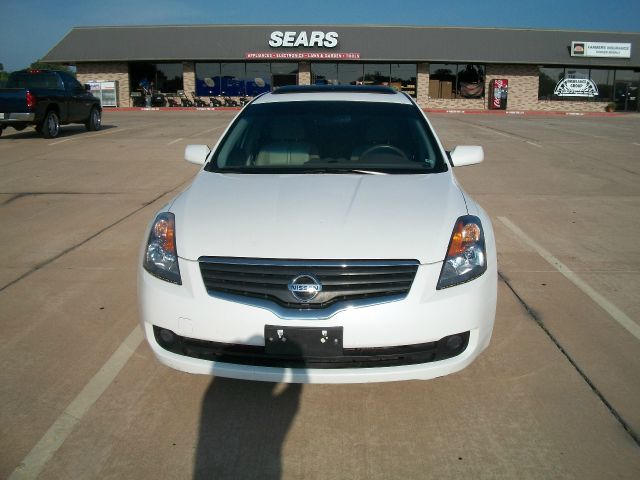 Nissan Altima 2008 photo 1