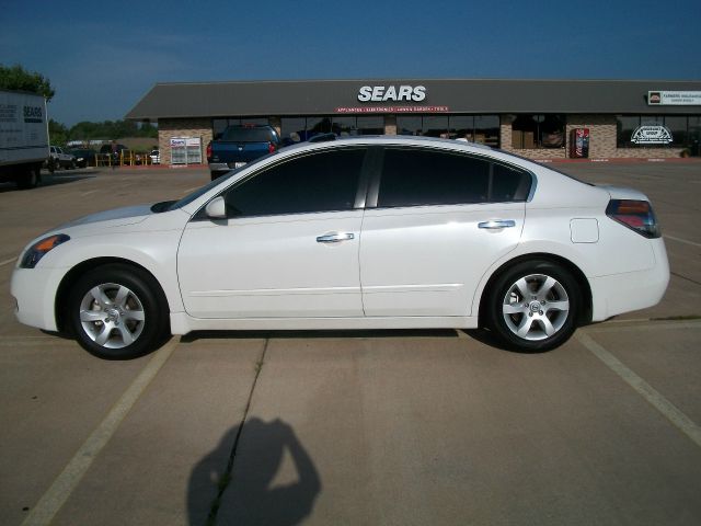 Nissan Altima 2008 photo 2