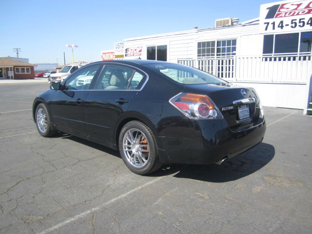 Nissan Altima 2008 photo 1