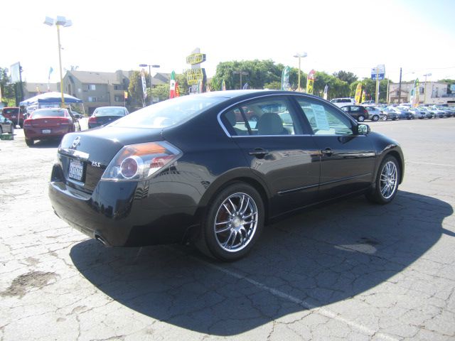 Nissan Altima 2008 photo 4