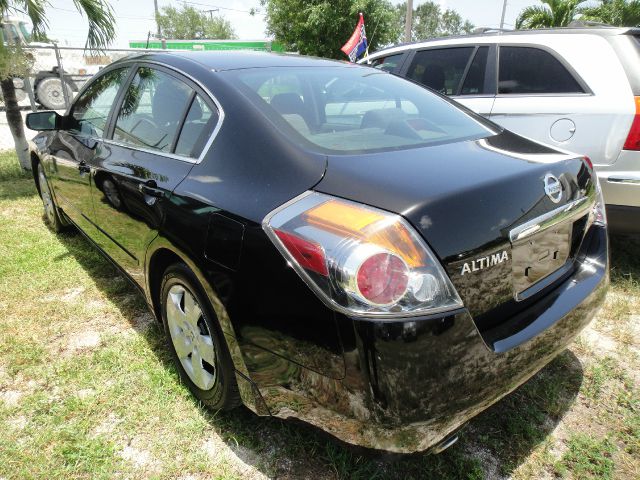 Nissan Altima 2008 photo 1