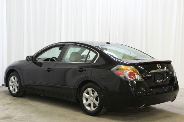 Nissan Altima 2008 photo 4