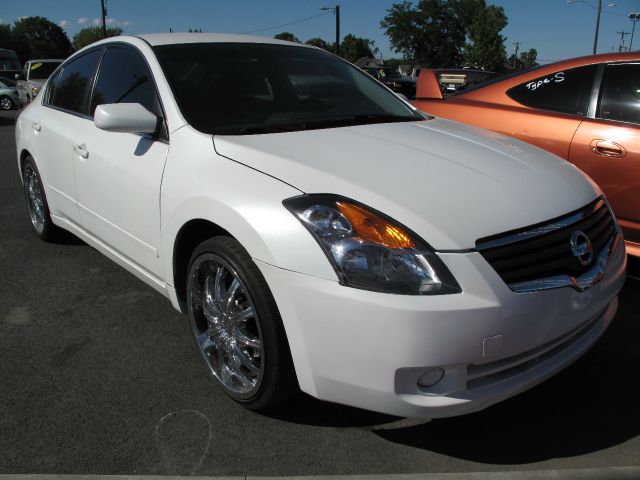 Nissan Altima 2008 photo 2