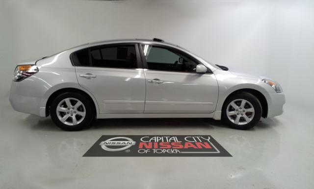 Nissan Altima 2008 photo 1