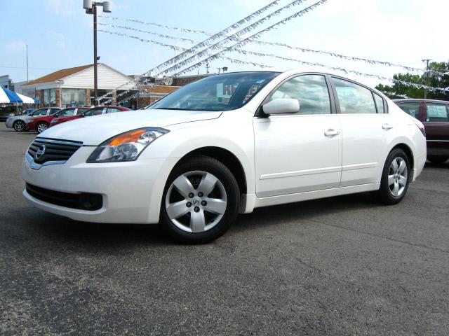 Nissan Altima 2008 photo 1