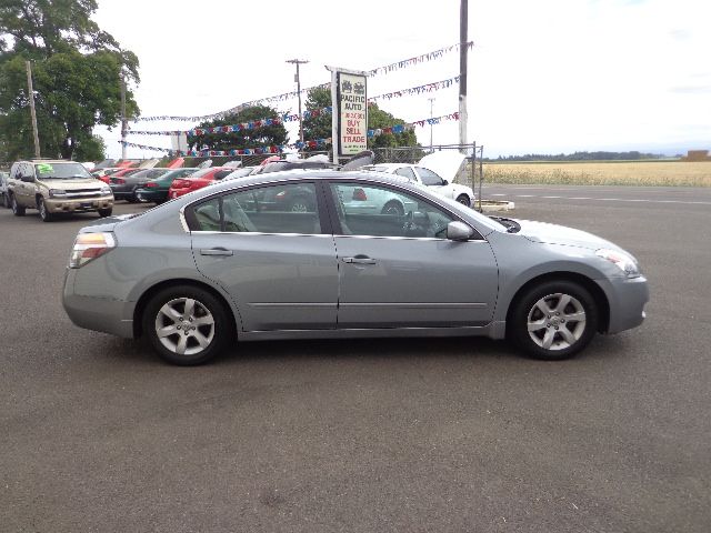 Nissan Altima 2008 photo 2