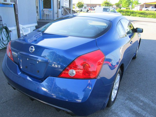 Nissan Altima 2008 photo 24