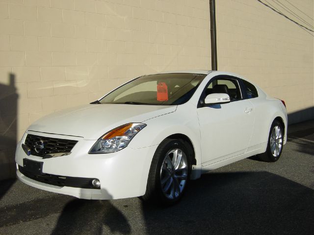 Nissan Altima 2009 photo 1