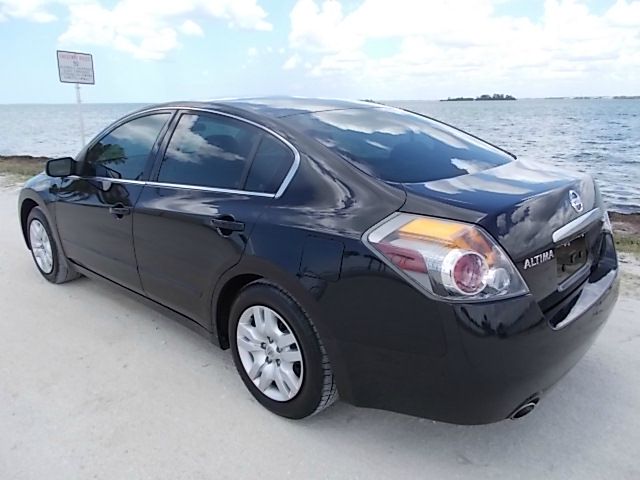 Nissan Altima 2009 photo 6