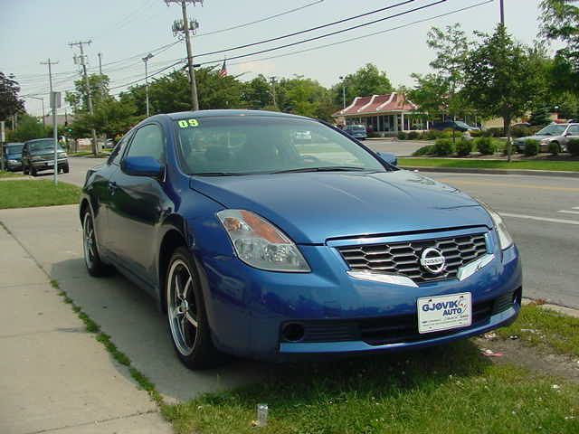 Nissan Altima 2009 photo 2