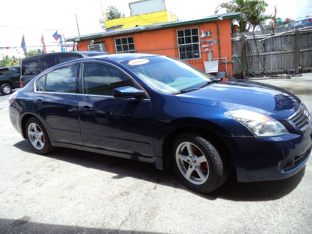 Nissan Altima 2009 photo 2