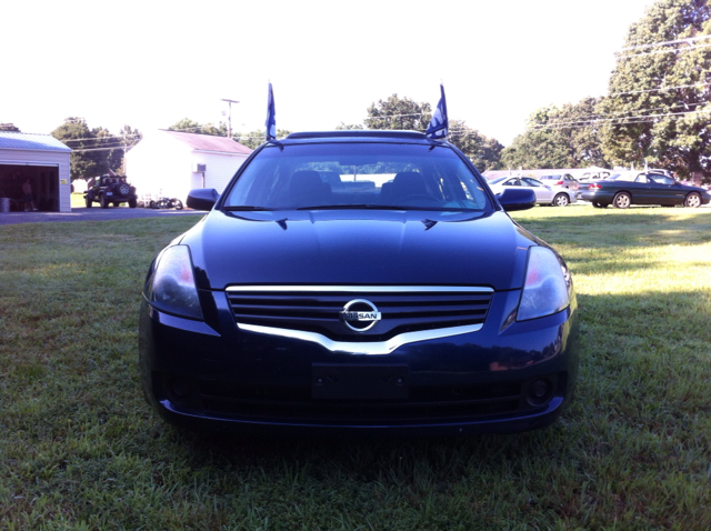 Nissan Altima 2009 photo 2