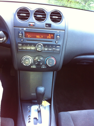 Nissan Altima 2009 photo 3