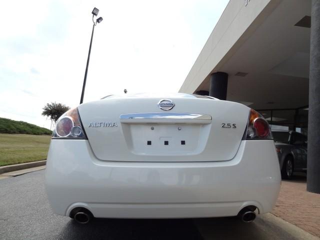 Nissan Altima 2009 photo 5