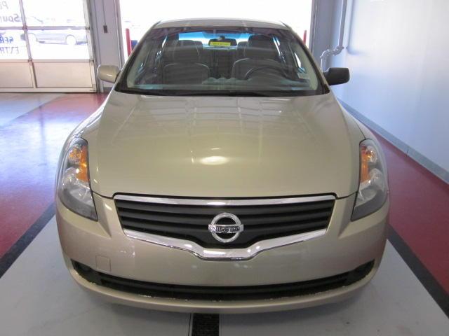 Nissan Altima 2009 photo 3