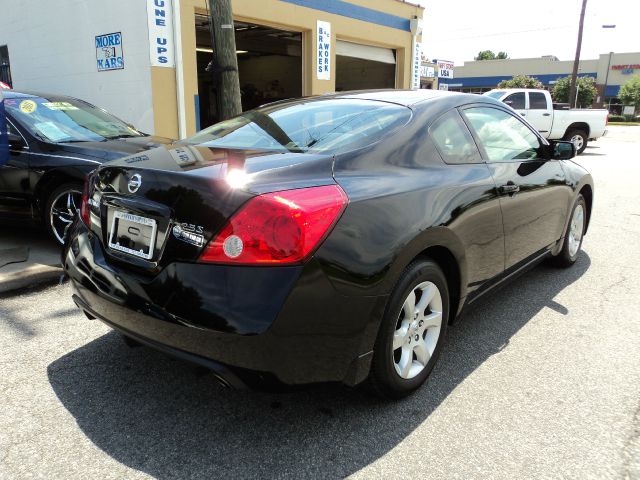 Nissan Altima 2009 photo 2