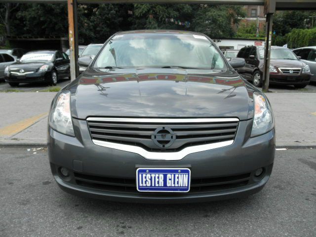 Nissan Altima 2009 photo 2