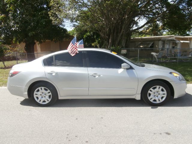 Nissan Altima 2009 photo 3