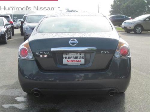 Nissan Altima 2009 photo 4