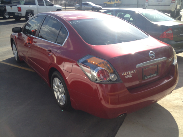 Nissan Altima 2009 photo 1